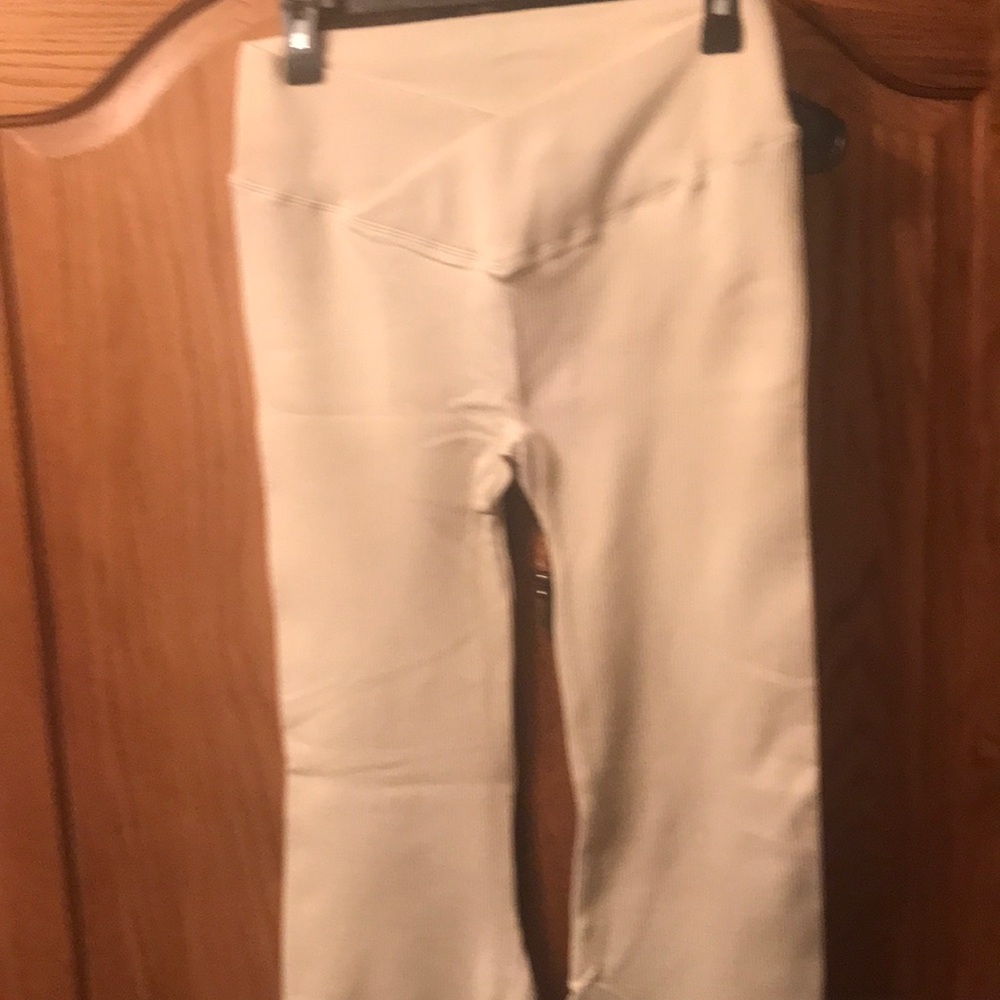 Flaired leggings